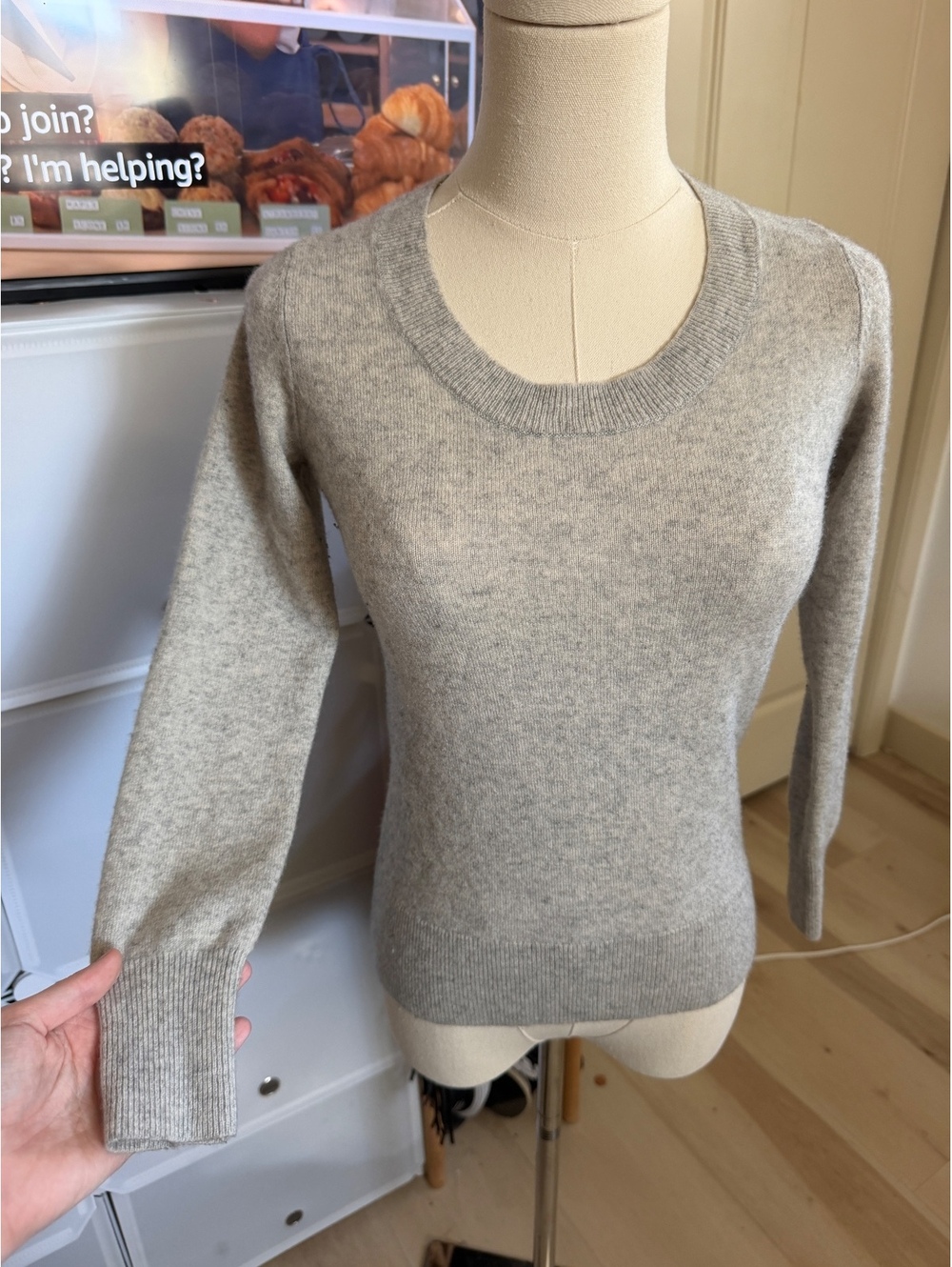 Banana Republic Cool Cashmere Wool Blend Sweater Small